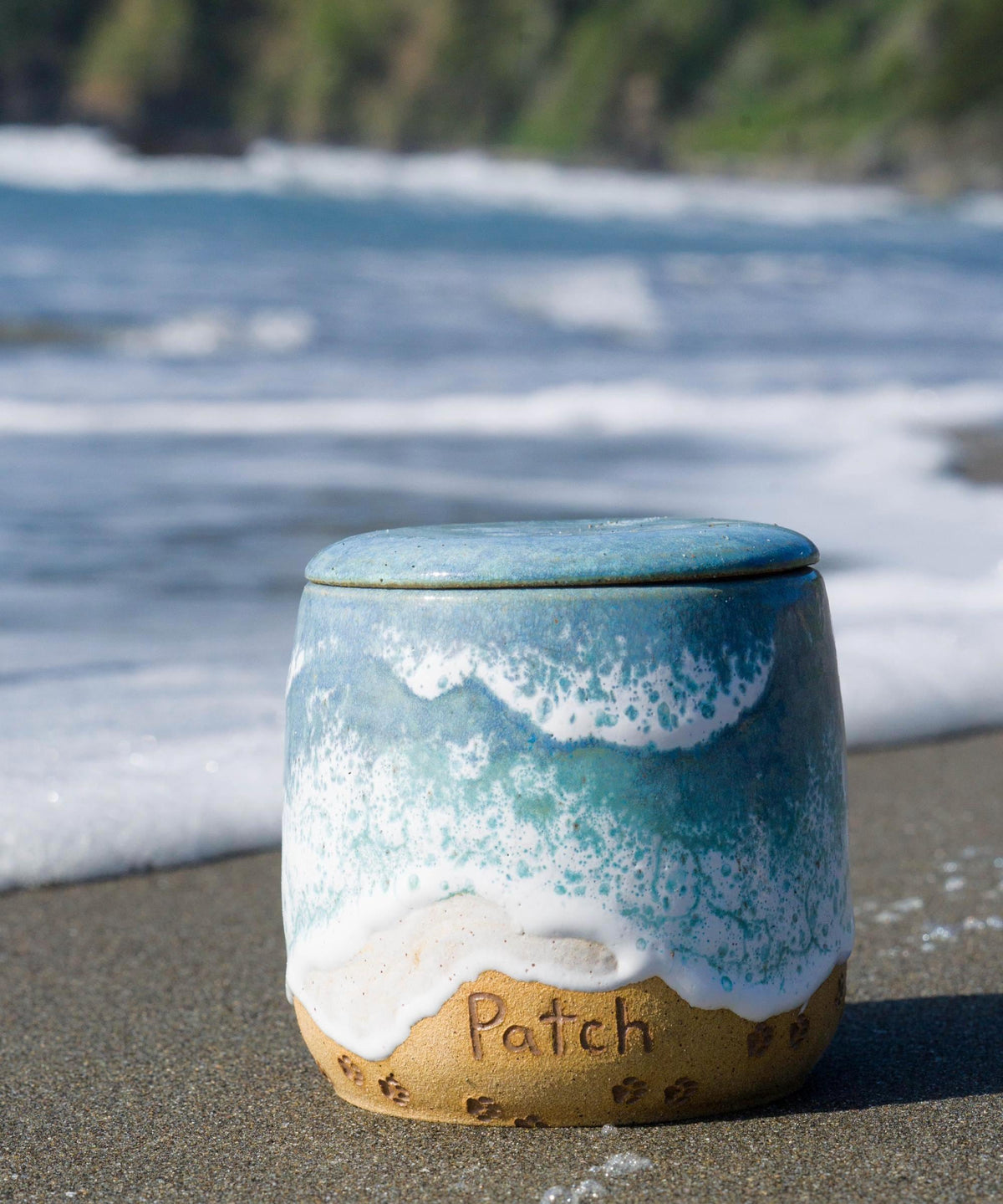 Personalized Paw Prints on the Beach Ceramic Pet Urn — Handmade Memorial with Ocean Waves